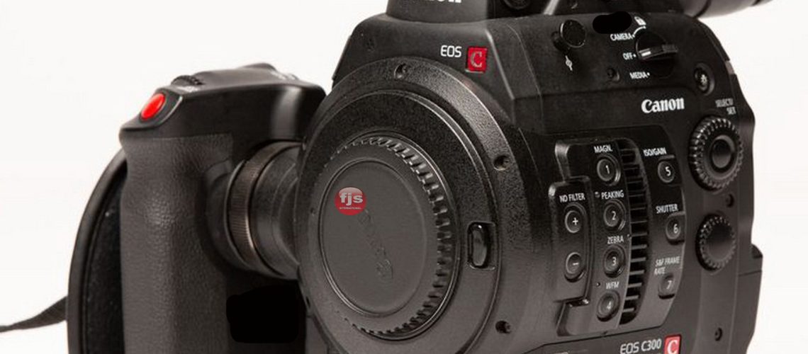 Canon-C300-camera-xela-fjs-004