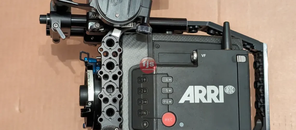 PXL_20231126_194928718