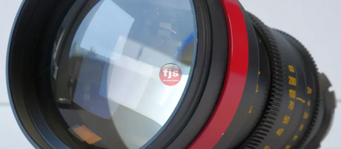 Red-Pro-Prime-300mm-FJS-01