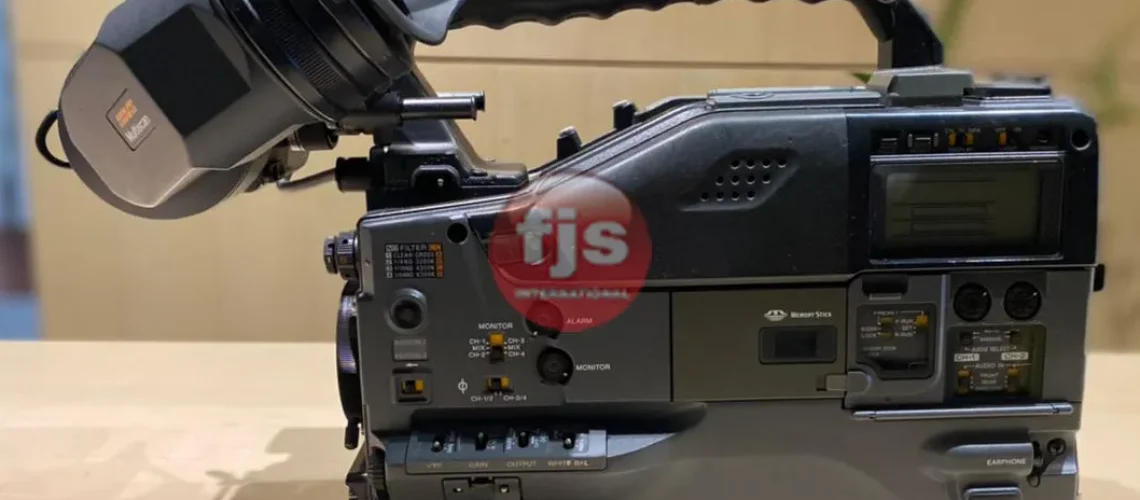 Sony-HDW-FJS-01