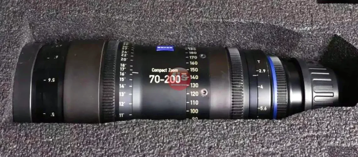 Zeiss-Compact-zoom-70-200mm-rotcer-fjs-03