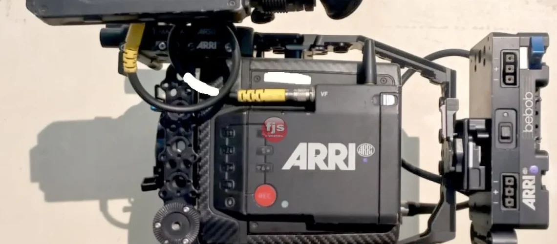 arri-mini-lf-yror-defjs-02